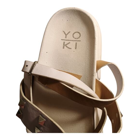 Yoki White Platform Ankle Strap Wrap Sliver Studded Women's Size 10 Sandals - Picture 4 of 7